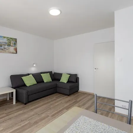 Lighthouse Entaja - 3*